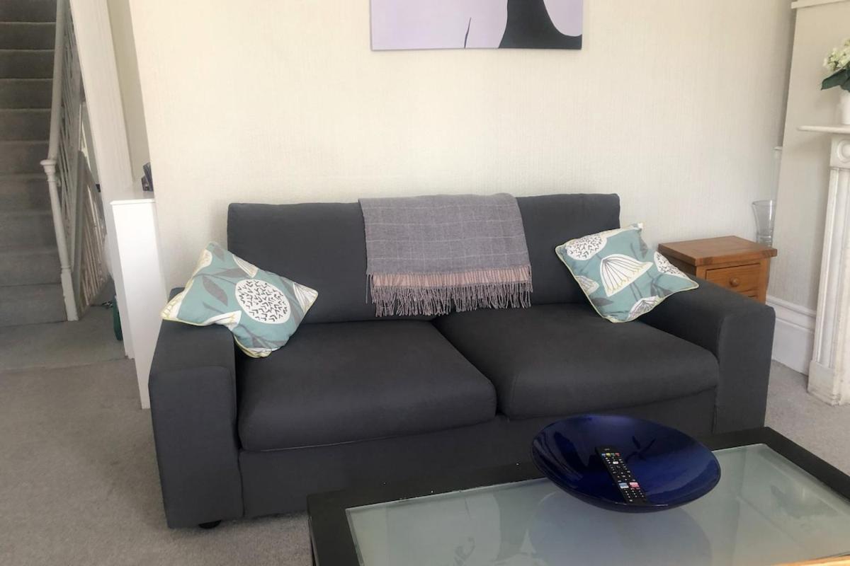 Location Location Location! Seaside Flat Sleeps 9