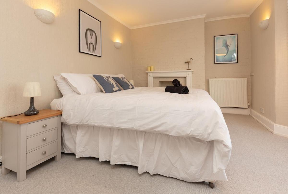 Apartment Location Location Location! Seaside Flat Sleeps 9 Brighton