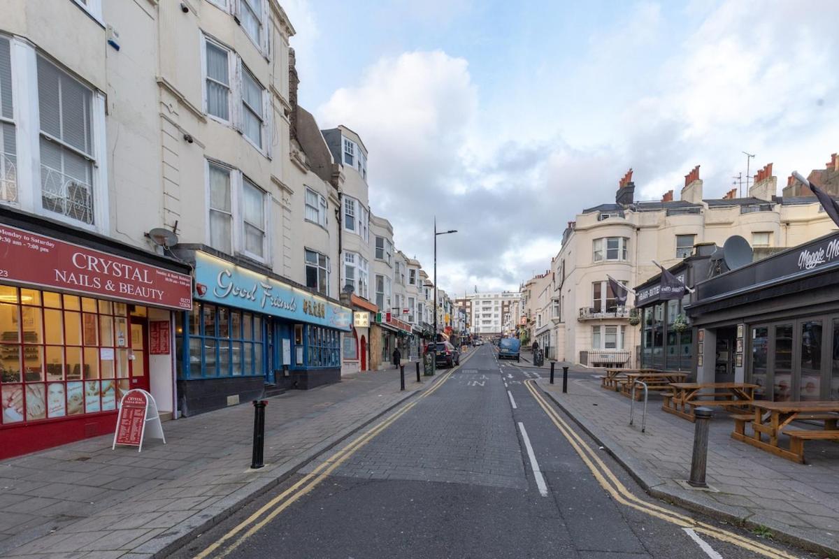 Apartment Location Location Location! Seaside Flat Sleeps 9 Brighton