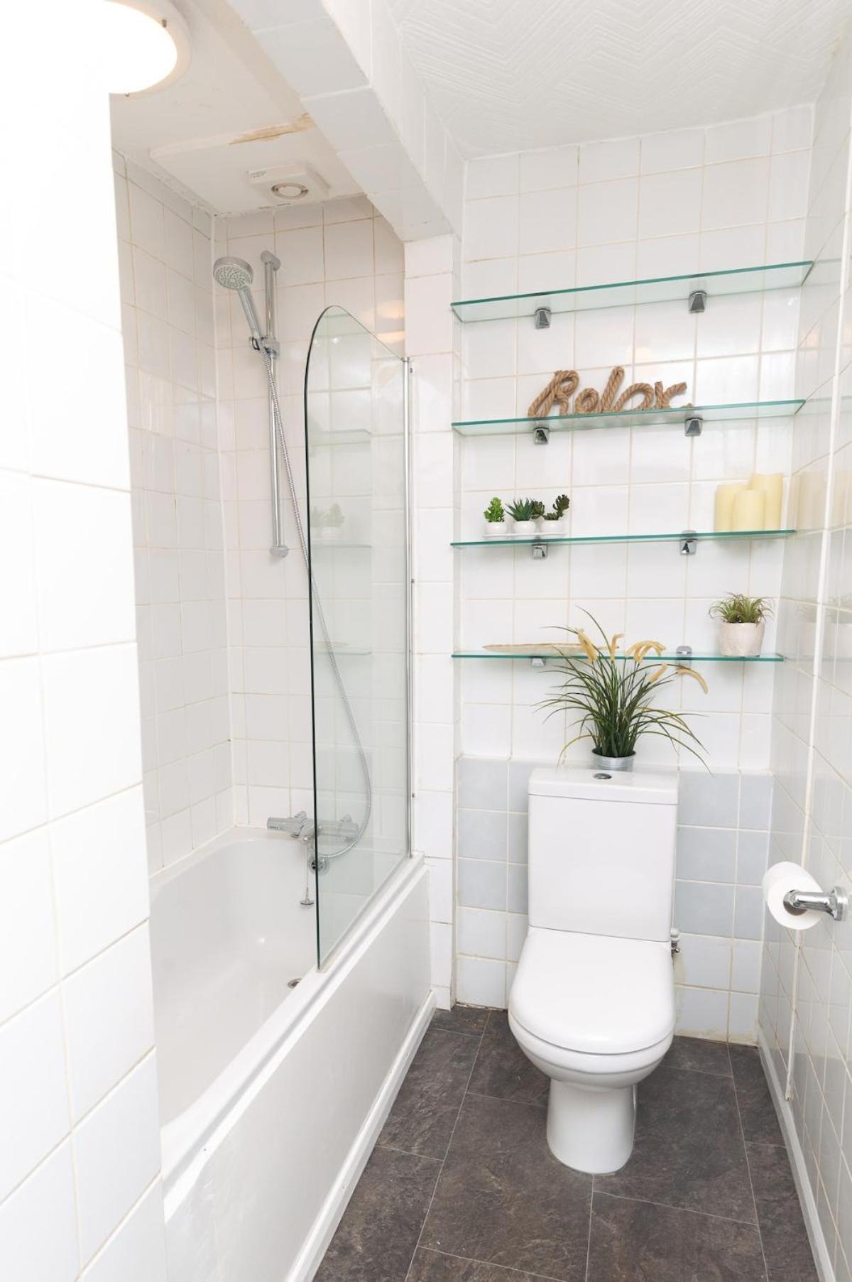 Location Location Location! Seaside Flat Sleeps 9 Apartment Brighton